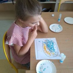 Prace z motywem kropki