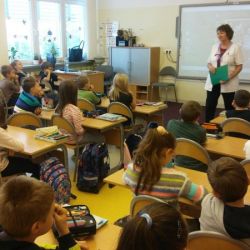 Pierwsza pomoc - zakrztuszenia - spotkanie z p.pielęgniarką