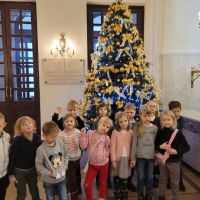 Teatr: Elfy i fabryka prezentów