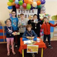 Kostka Rubika?! Znam patent! Sprawdzę się w układaniu zatem!