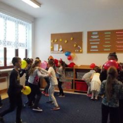 Taniec z balonami